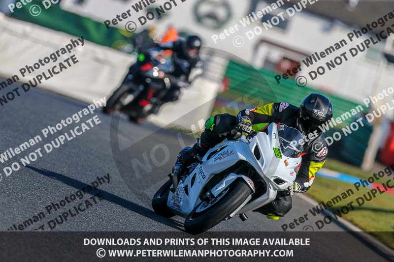 PJM Wedding Photography;enduro digital images;event digital images;eventdigitalimages;mallory park;mallory park photographs;mallory park trackday;mallory park trackday photographs;no limits trackdays;peter wileman photography;racing digital images;trackday digital images;trackday photos